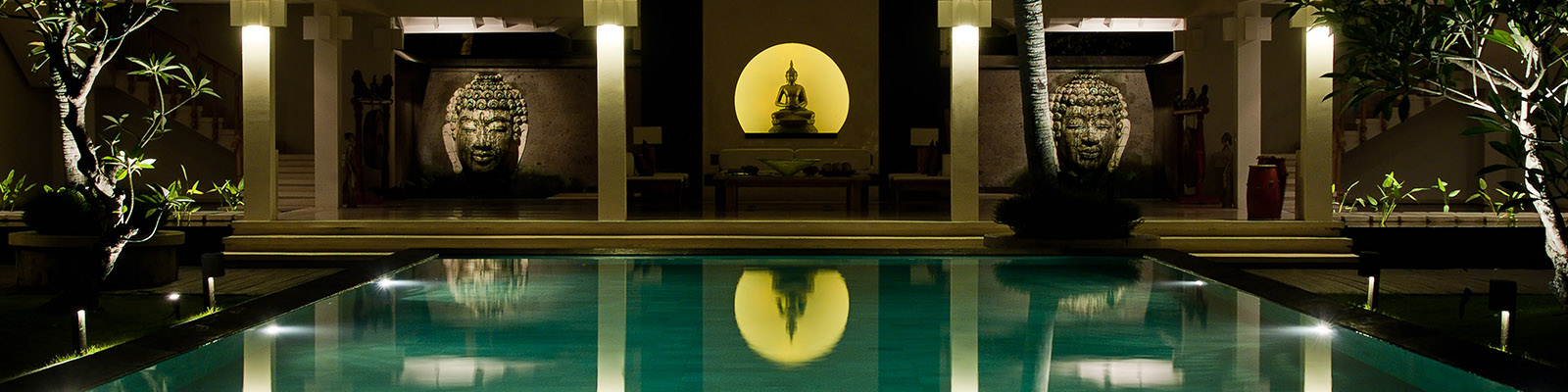 Bali | Villa Matahari | Buddha reflection